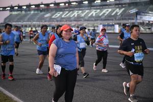 BIB: 52867, 53092, 50269
                            <button type="button" onclick="openModal(10463075)" class="btn btn-primary btn-sm float-right btn-popup" data-toggle="modal" data-target=".modal-high-quality">
                        <i class="fas fa-shopping-cart"></i> Add to Cart
                    </button>
                                            <button type="button" onclick="isThisMe(10463075, true)" class="btn btn-success btn-sm float-right btn-popup btn-isme hidden" data-toggle="tooltip" data-placement="bottom" title="นี่คือรูปของคุณใช่ไหม คลิกที่นี่เพื่อเอาเข้าอัลบั้ม">
                        <i class="fas fa-plus"></i> Add to album
                    </button>
                    <button type="button" onclick="isThisMe(10463075, false)" class="btn btn-warning btn-sm float-right btn-popup btn-isnotme hidden">
                        <i class="fas fa-ban"></i> Remove from album
                    </button>